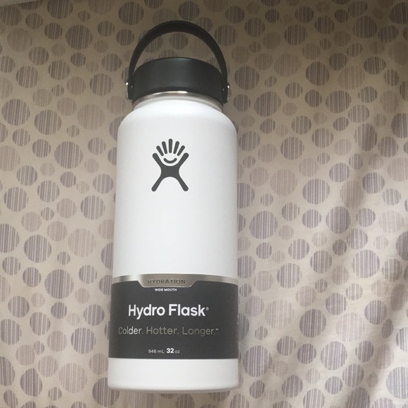 Hydroflask White 32 oz - Picture 1 of 2